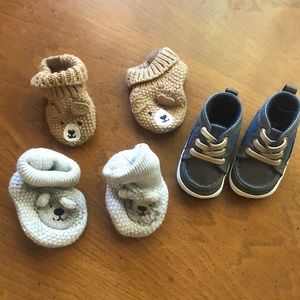 Newborn baby shoes ❗️❗️  8/ $25 sale ❗️❗️